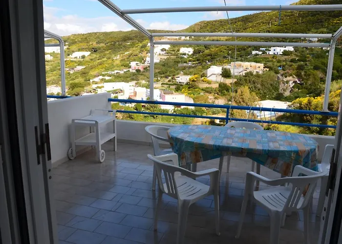 Ponza Holiday Homes - Cala Feola